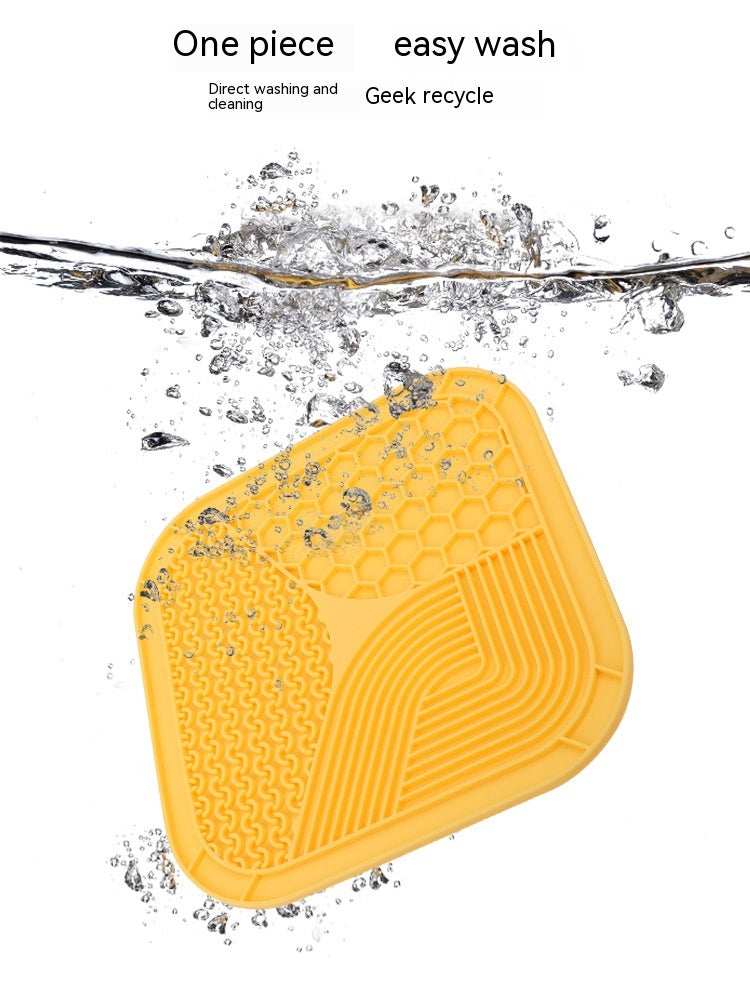 Anti-choke Slow Feeding Bowl Dog Licking Pad Pet Supplies - Purrfect Pet Haven