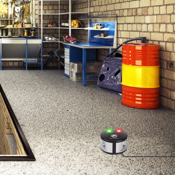 Ultrasonic Pest Repellent - 4 Modes for 3229 Sq Ft - Purrfect Pet Haven