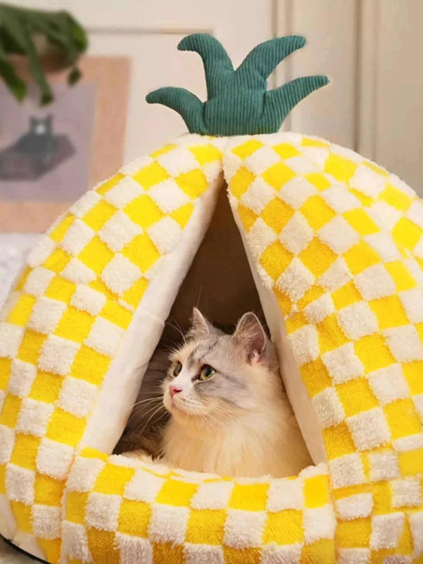 Pineapple Shaped Cozy Pet Nest
